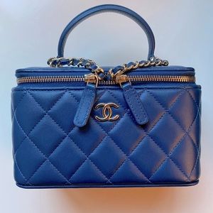Chanel Vanity with Handle & Chain in Blue Lambskin Leather & Light Gold Hardware